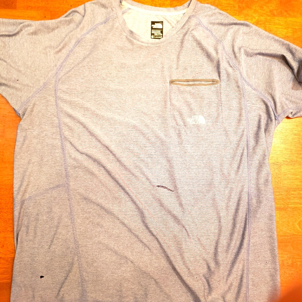 Mens XXL North Face Pocket Tee